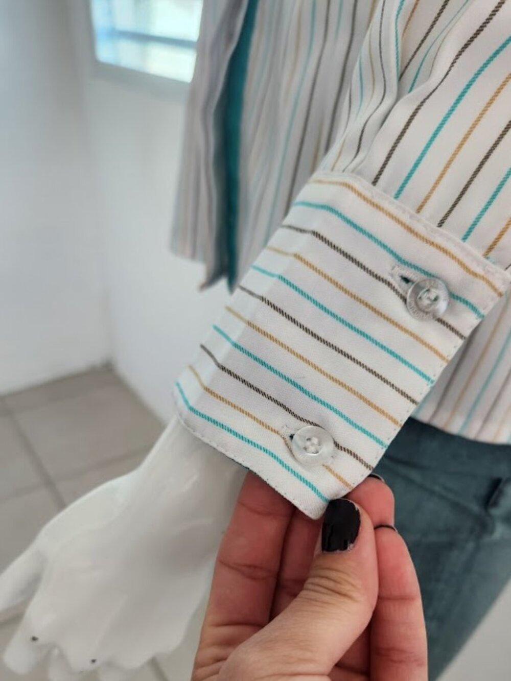 Executive Uniforms Striped Button Down Blouse Shirt XS Teal Blue Tan White - Picture 3 of 16